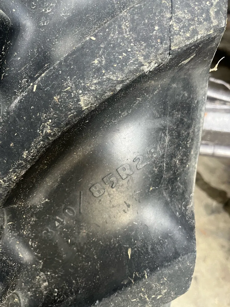 Front rims and tyres for newholland/fiat - Image 4