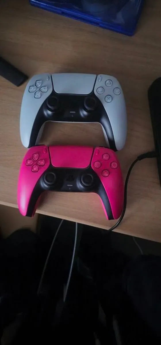 Playstation 5 Disc Edition | 2 controllers - Image 3