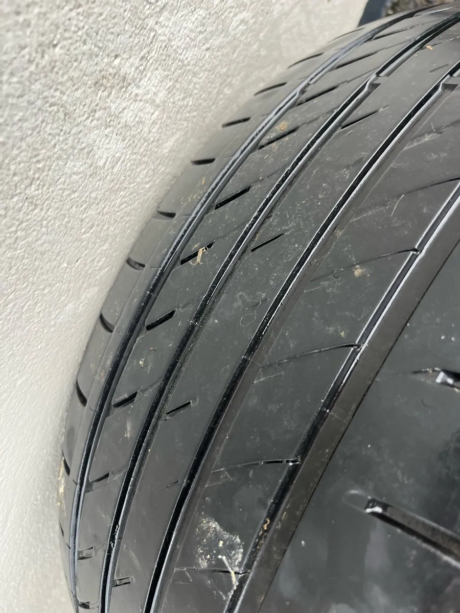 18inch alloys and tyres - Image 4