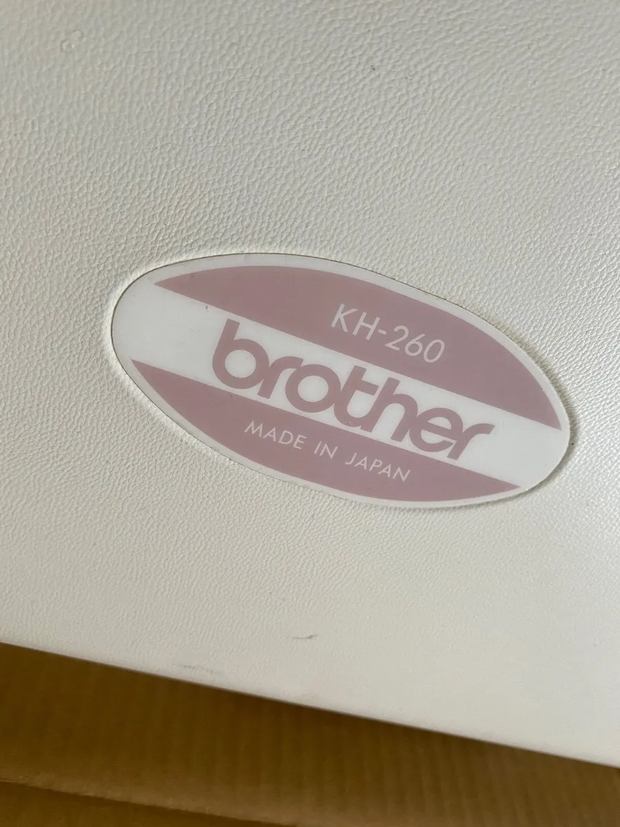 Knitting Machines and accessories - Image 2