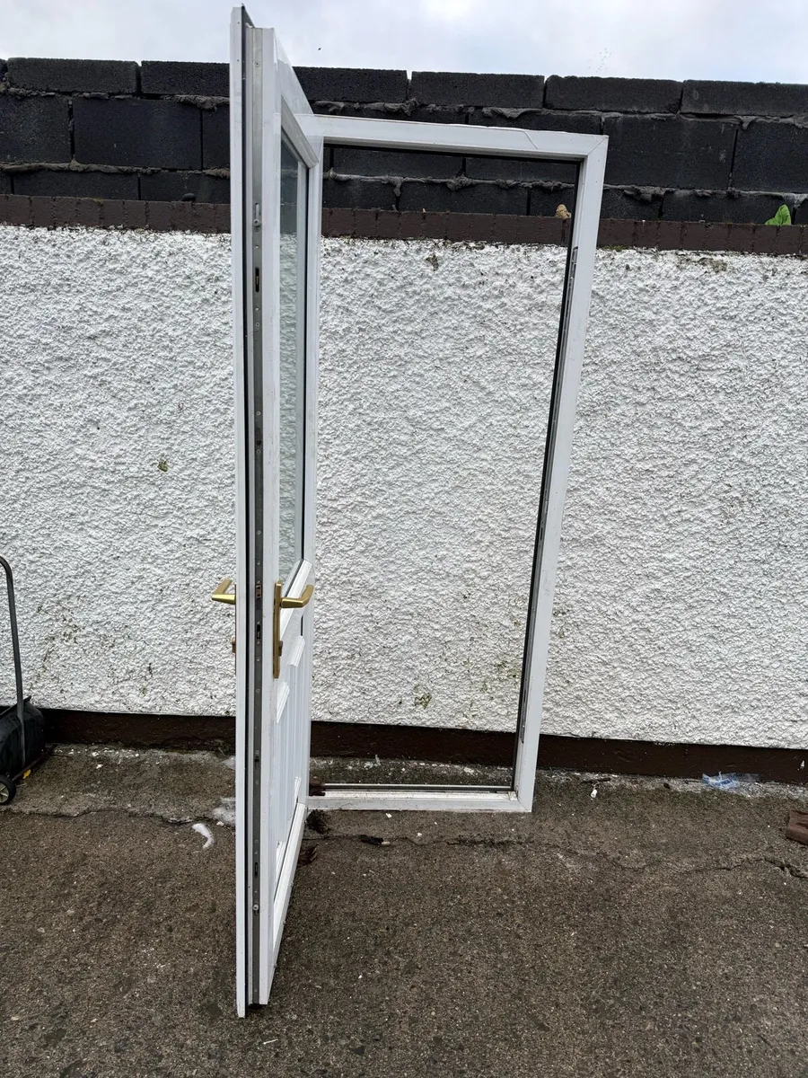 Pvc, Back door - Image 3