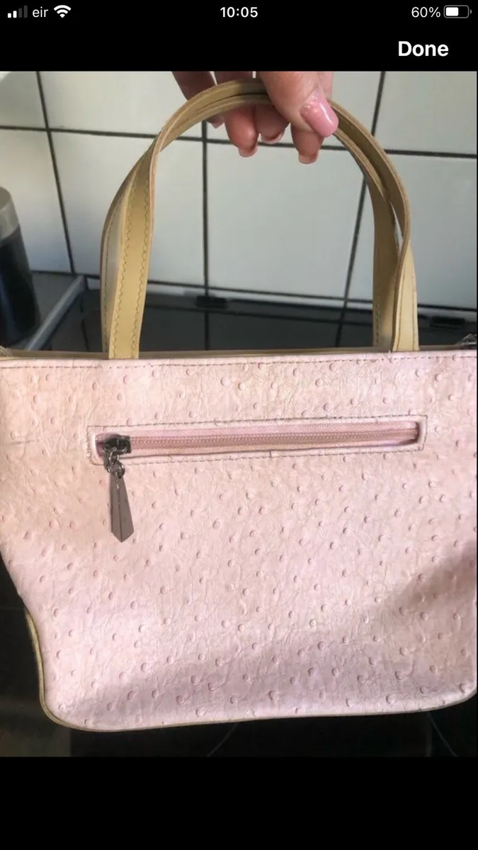 Ladies stunning bag €15 - Image 2