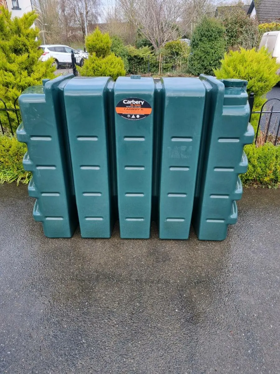 CARBURY OIL TANK - Image 1