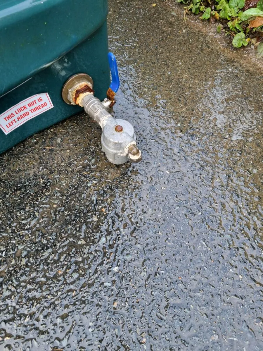 CARBURY OIL TANK - Image 3