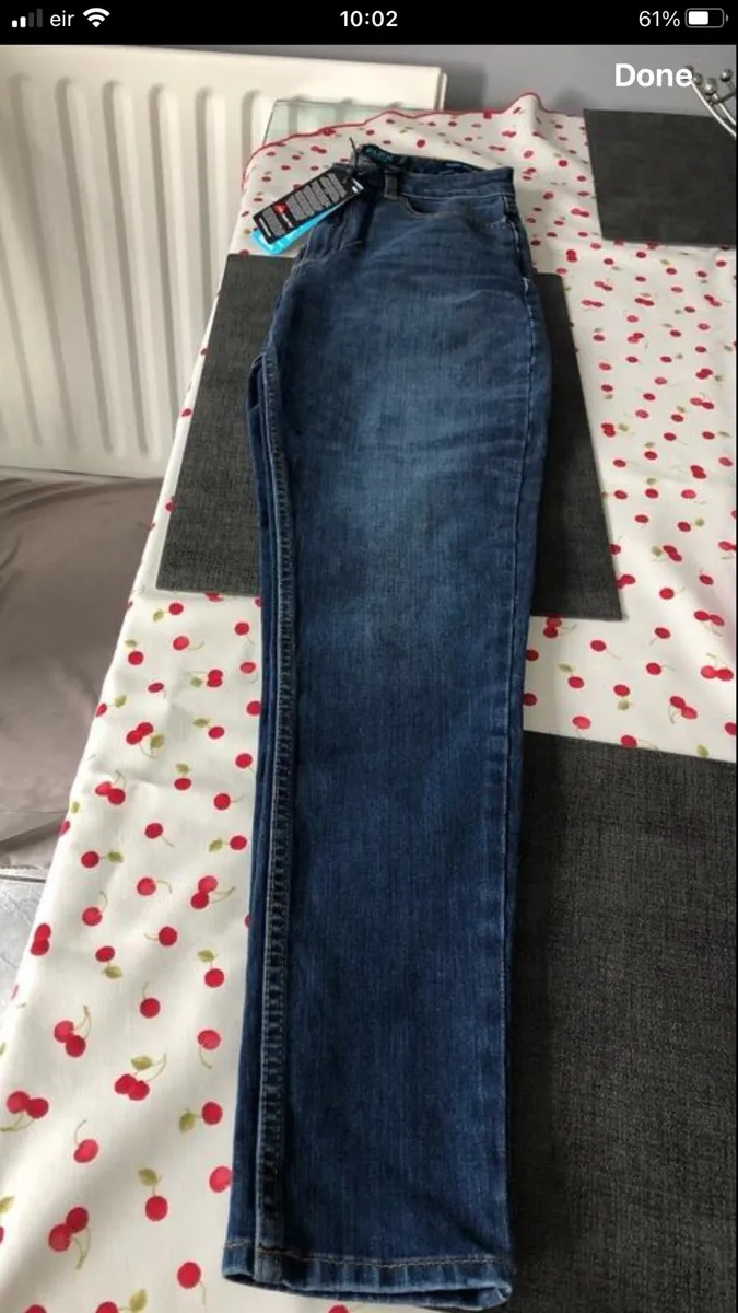 Boys BNWT Superdry jeans W27”x L30” 15 - Image 1