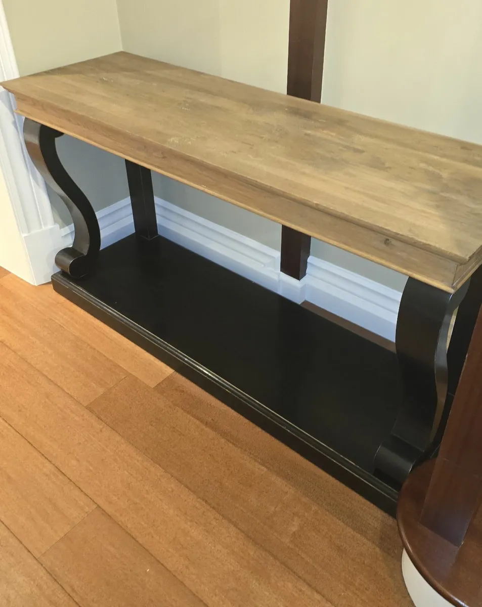 Console Table - Image 3