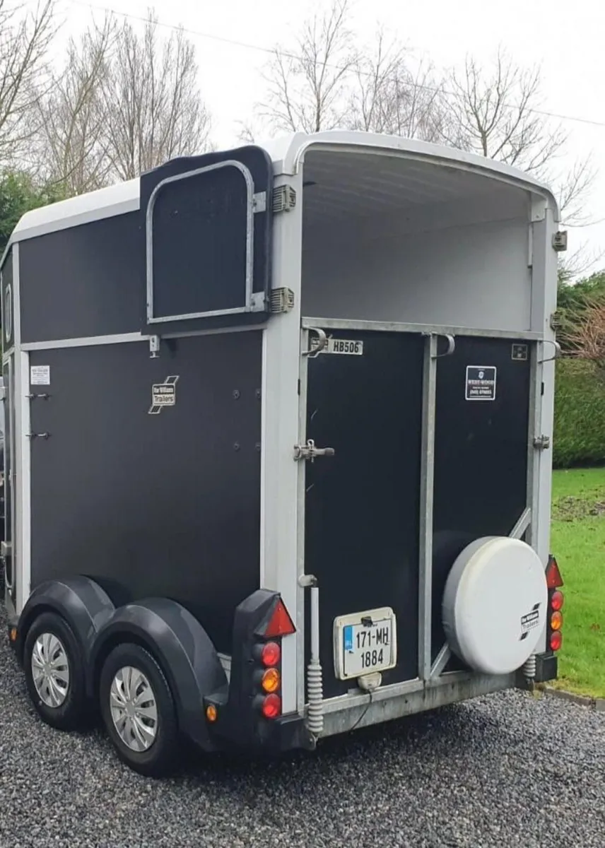 Horse box to rent in Navan Meath