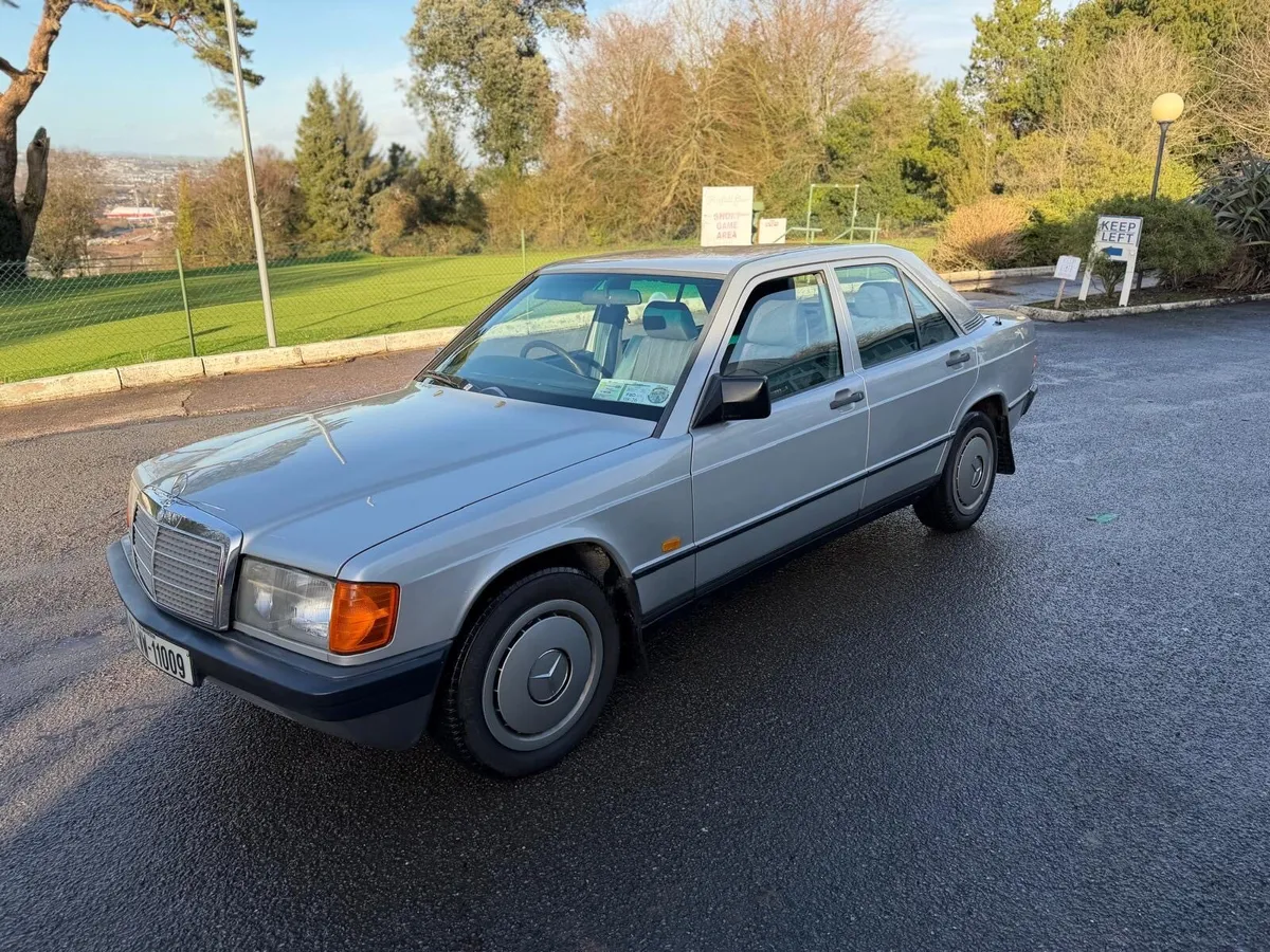 Mercedes 190E - Image 3