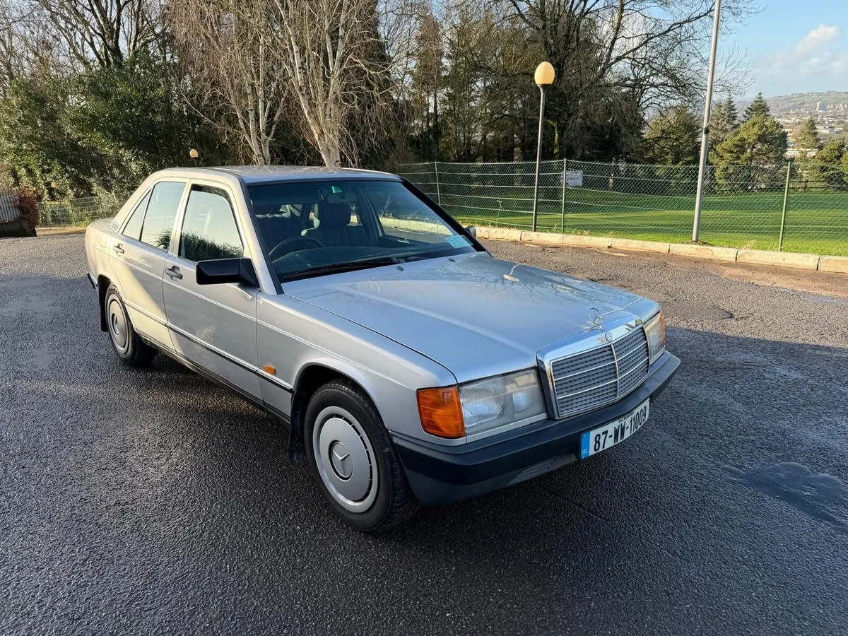 Mercedes 190E - Image 1