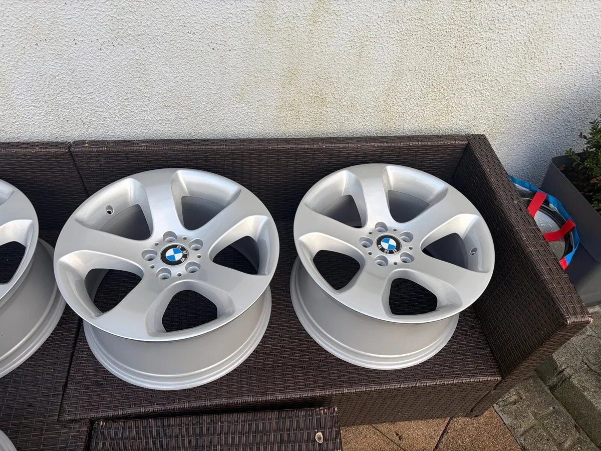 Bmw alloys for sale - Image 2