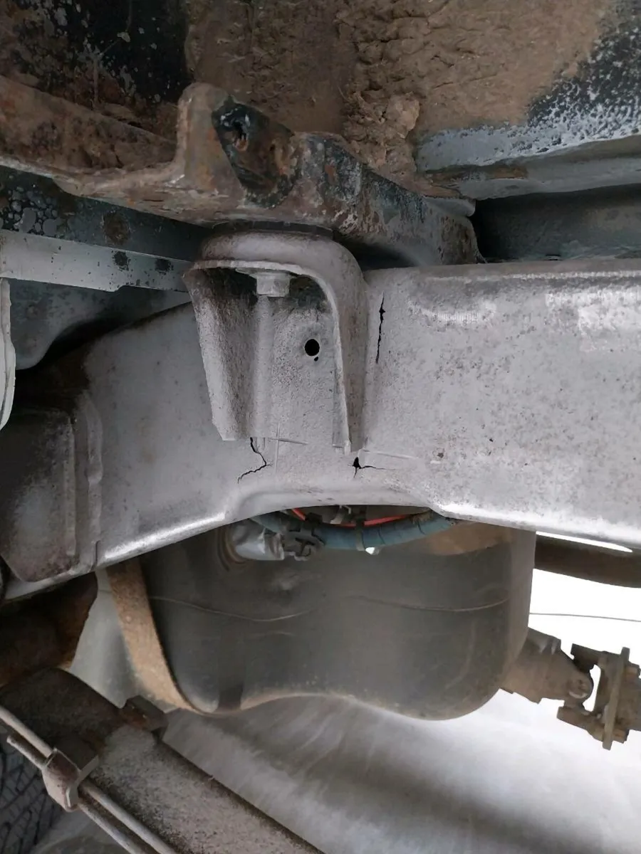 Welding repairs HiLux Navara Landcruiser dmax - Image 1