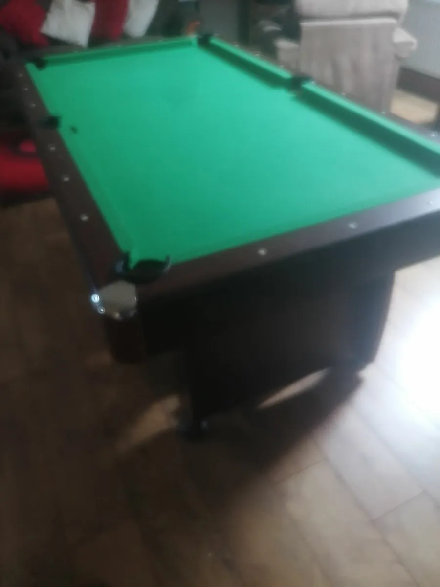 Pool table - Image 3