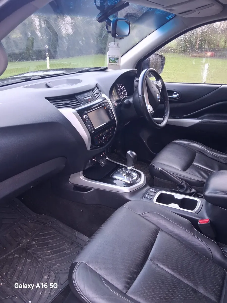 Nissan Navara 2017 - Image 4