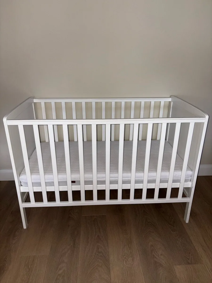 Baby Cot - Image 1