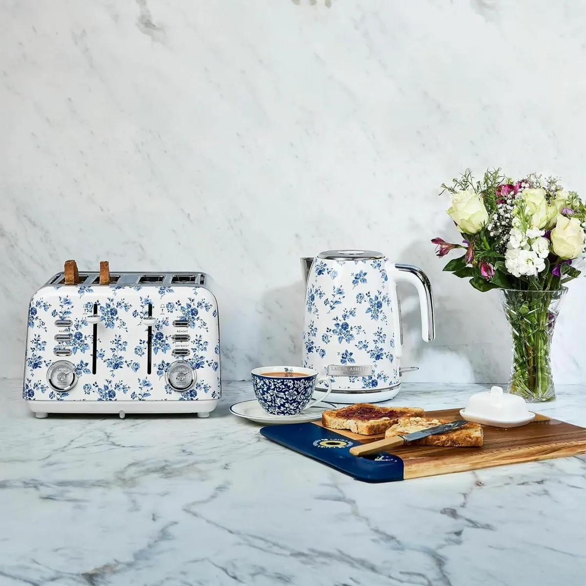 Laura Ashley Rose 1.7 Litre Stainless Steel - Image 2