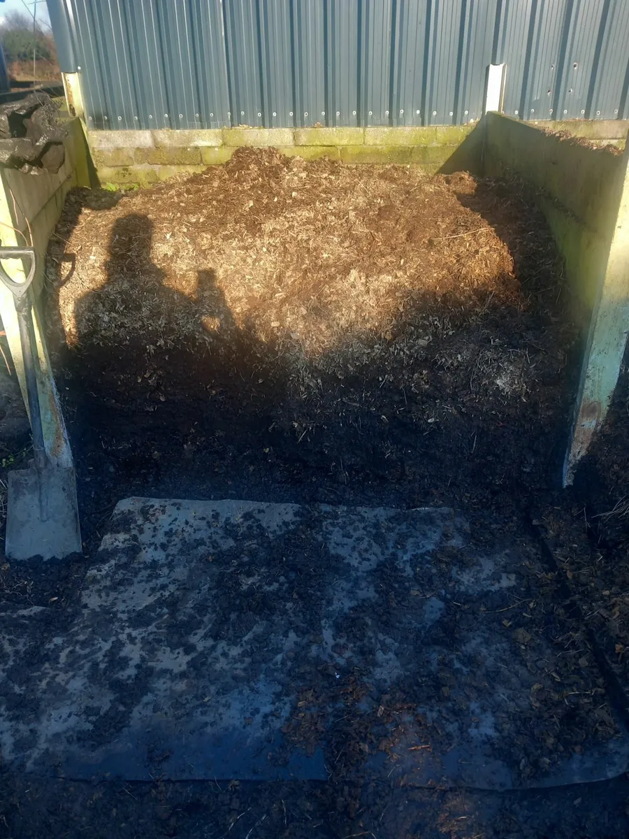 Horse manure - Image 3