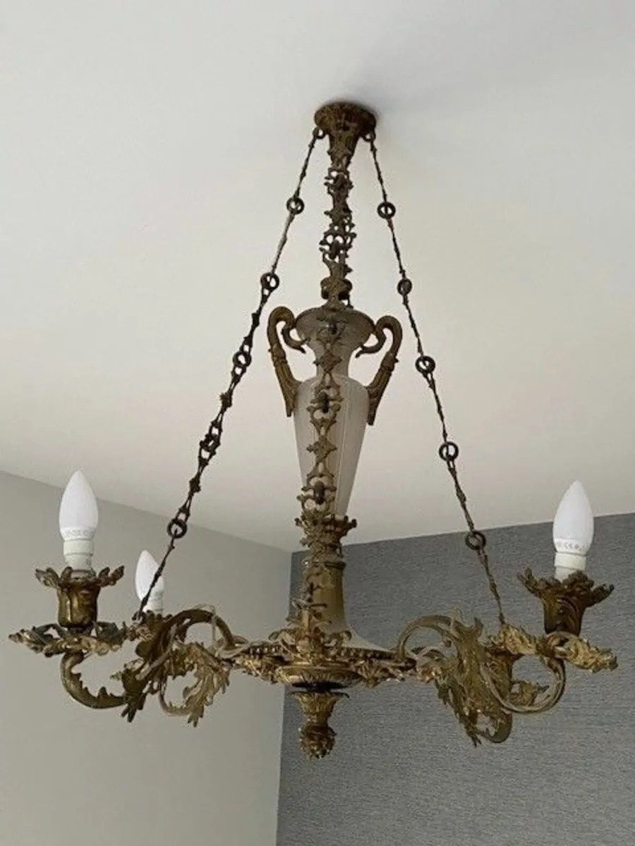 Chandalier - Image 3
