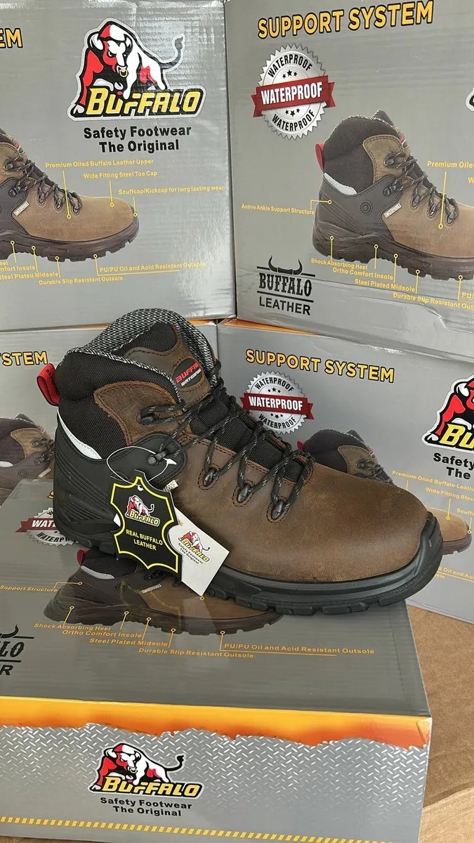 MAGNUM SAFETY 100% waterproof all sizes - Image 1