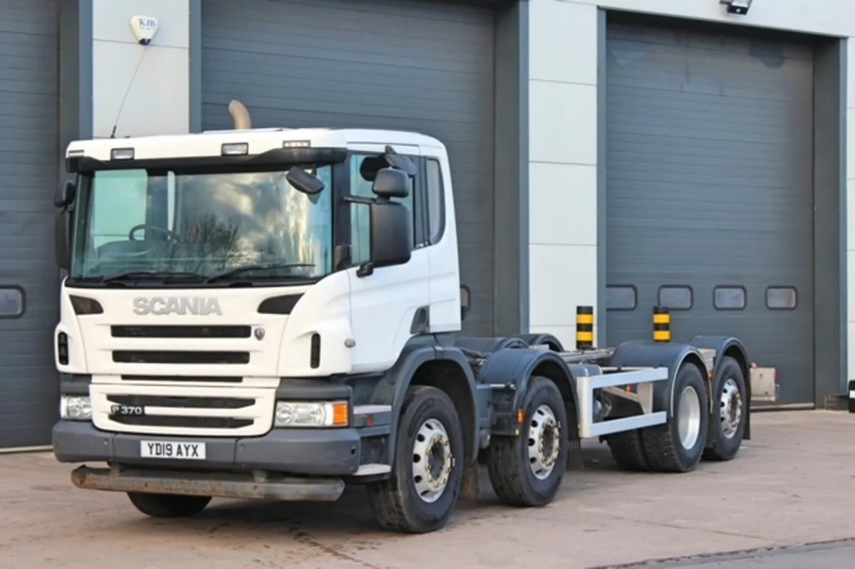2019 SCANIA P370 8X2 CHASSIS CAB, - Image 3