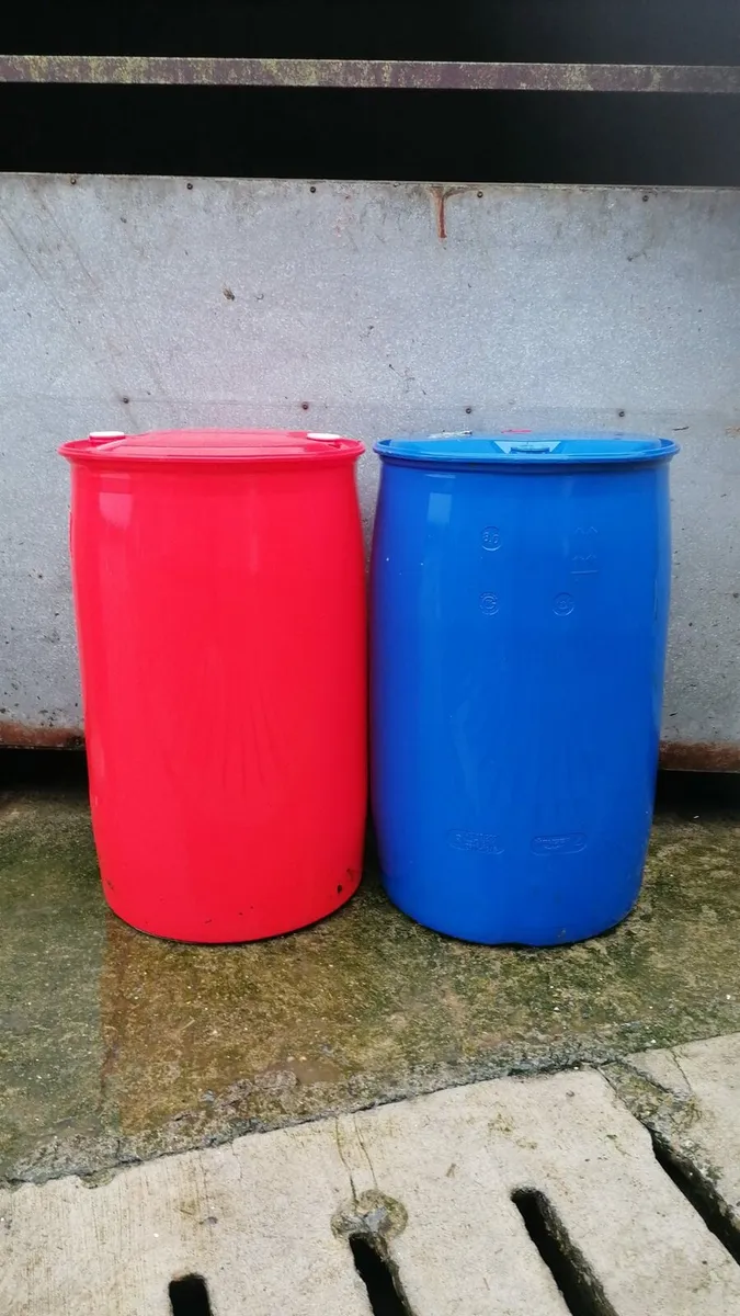 200 litre Barrels - Image 2