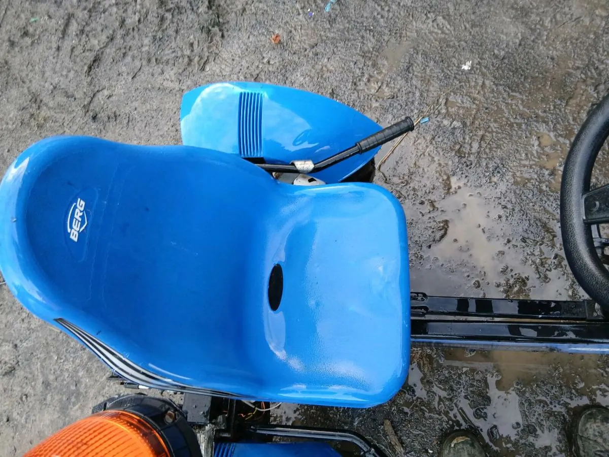 Berg Go Kart + Trailers (Never Used) - Image 4