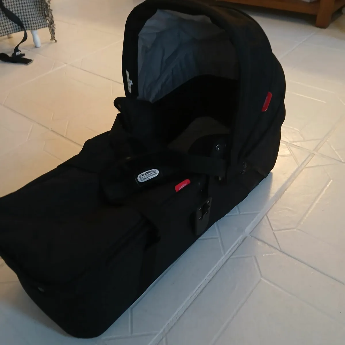 Phil and ted bassinet - Image 1