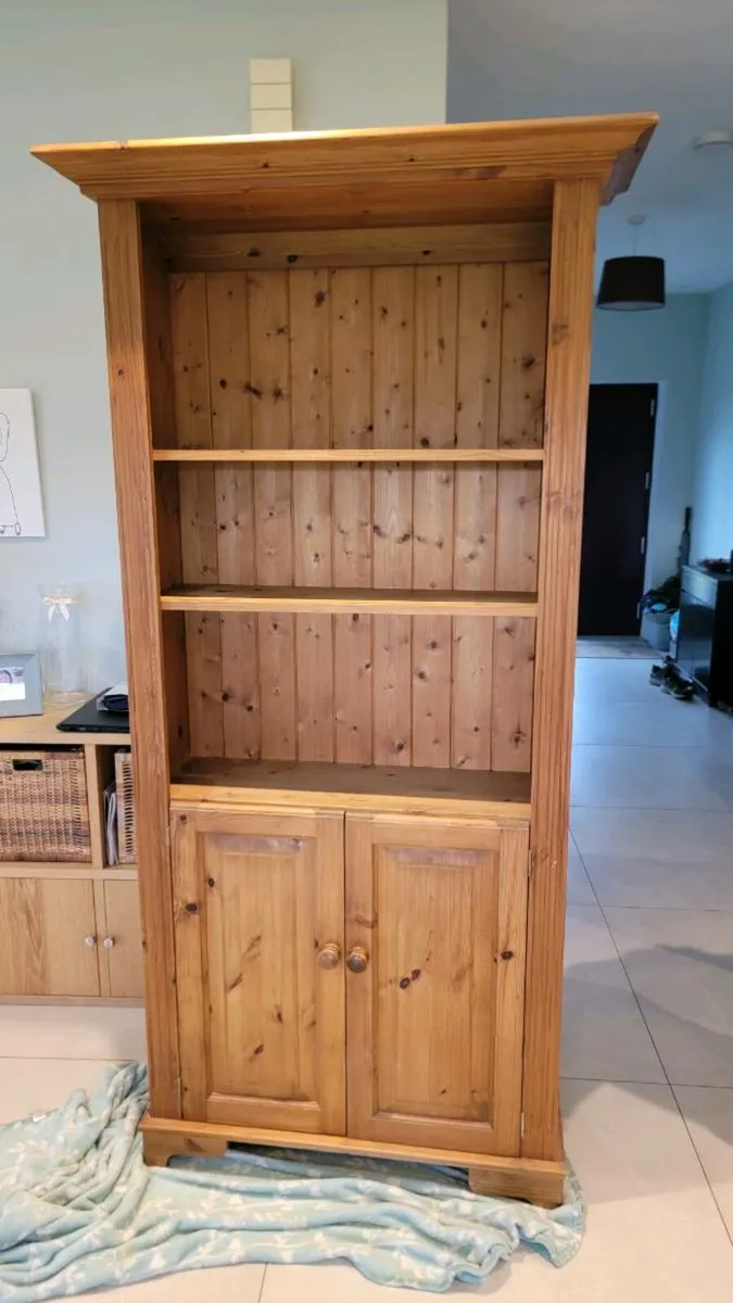 Kitchen dresser - Image 2