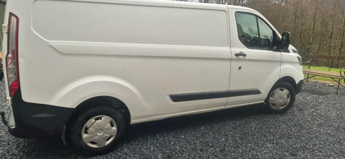 Ford Transit Custom Lady Owner - Image 1