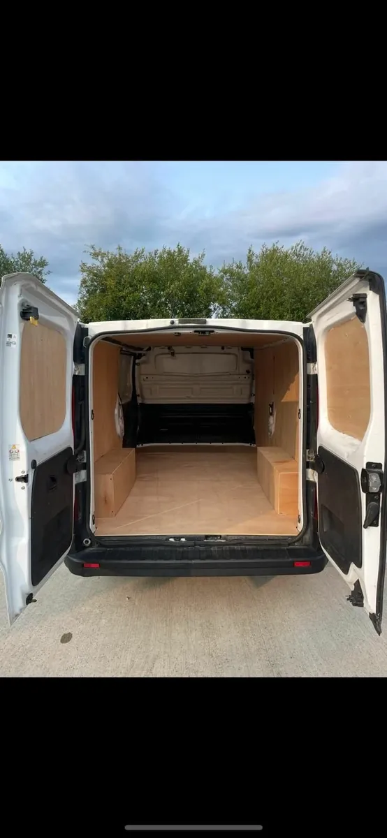 Opel Vivaro 2018 - Image 2