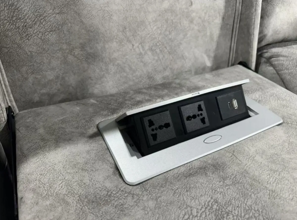 New Sand Hampton Electric corner Sofa - Image 2