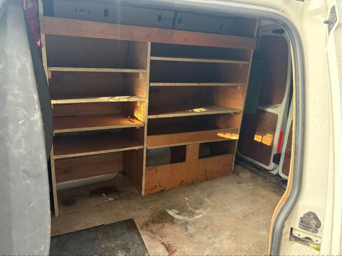 Volkswagen Caddy 2013 - Image 4