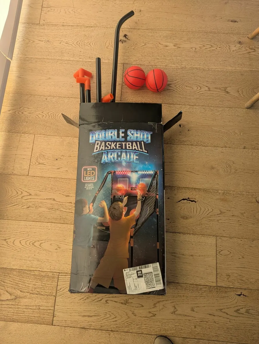 Basketball - Electronic Arcade Game with - Image 4