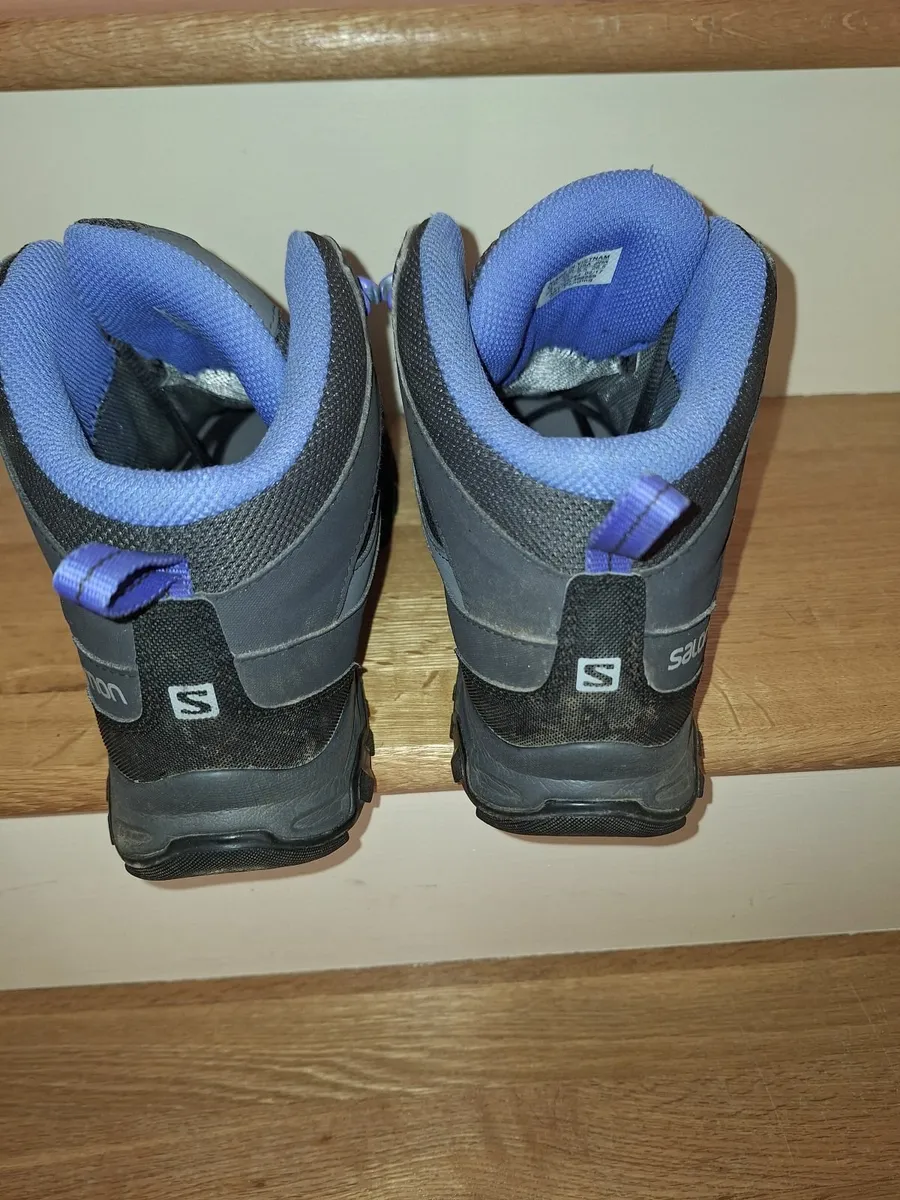 Salomon Ladies Walking Boots - Image 3