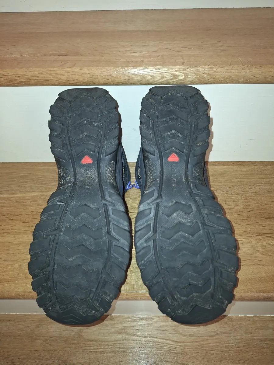 Salomon Ladies Walking Boots - Image 2