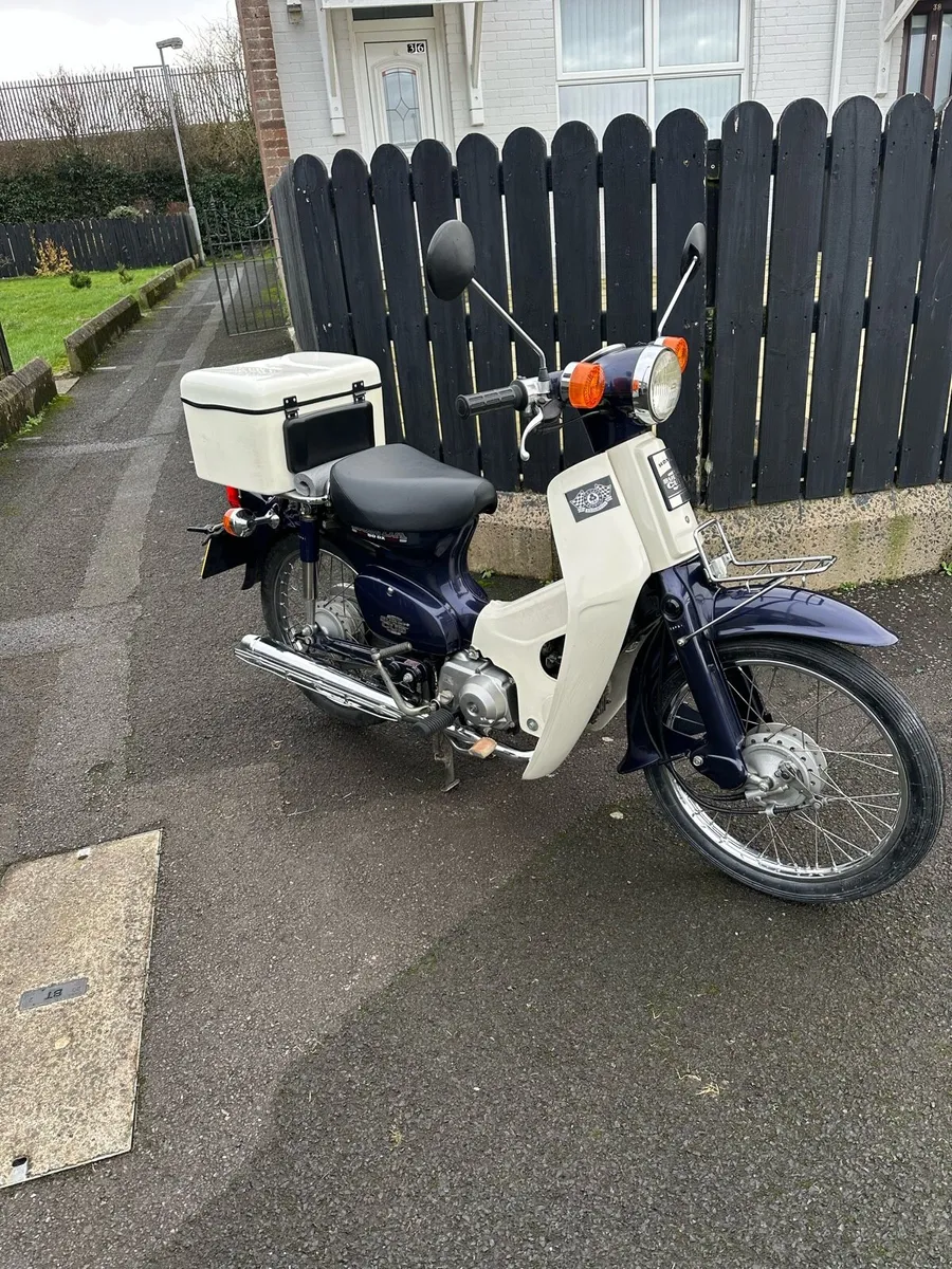Honda C50 Super Cub - Image 2