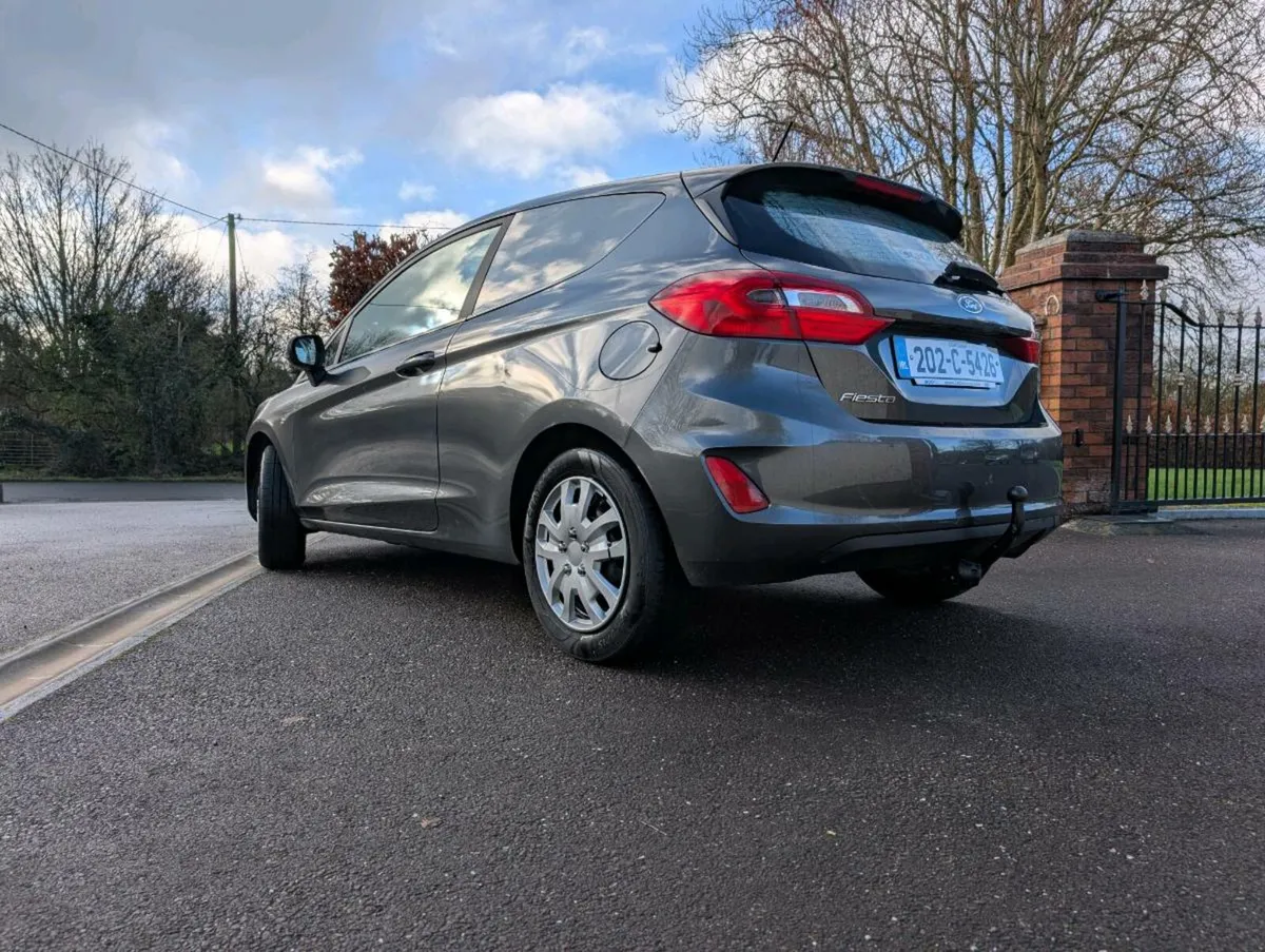 Ford Fiesta 1.5 tdci - Image 2