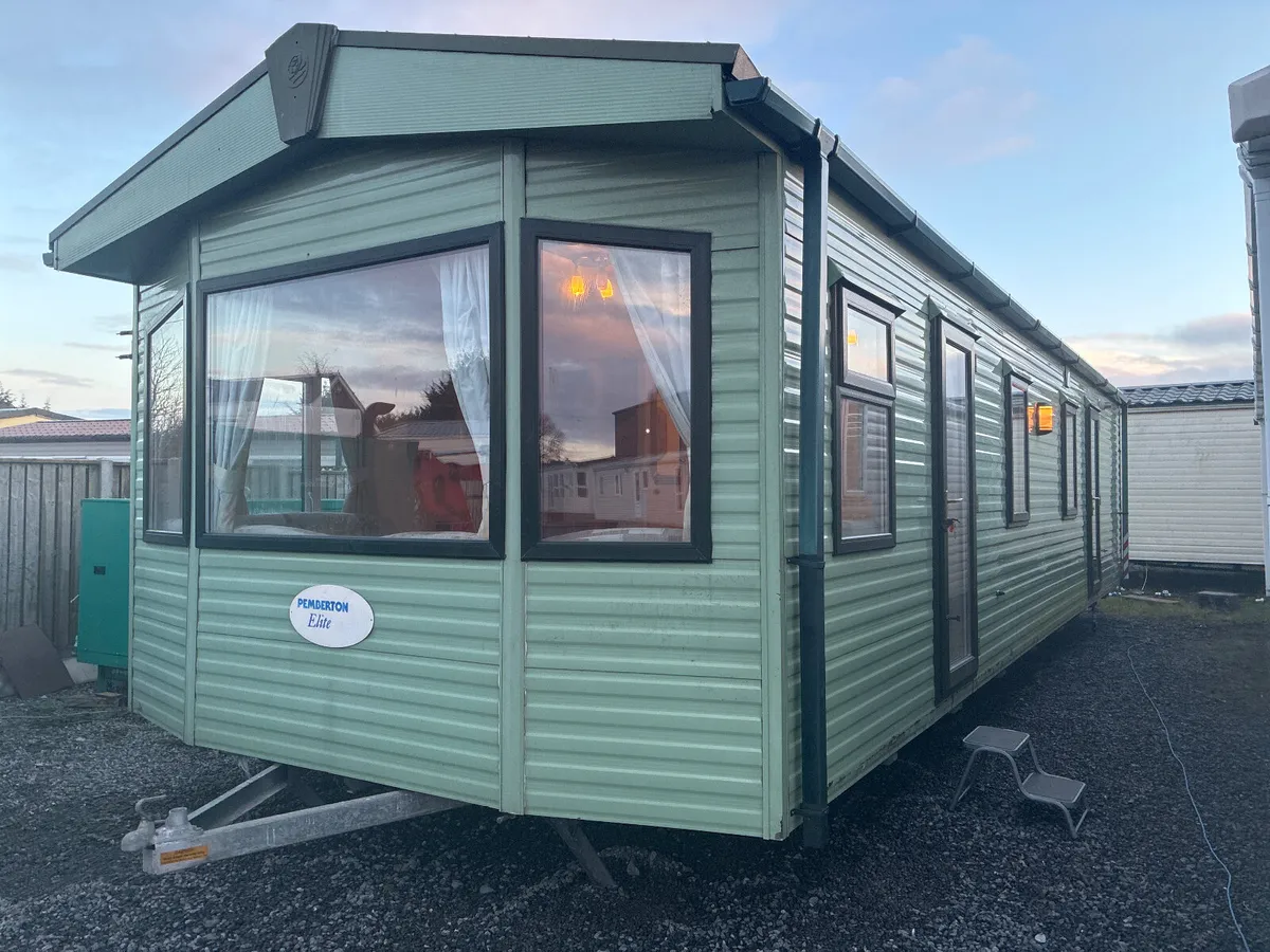 BEAUTIFUL HOME THAT TICKS ALL THE BOXES - Image 2