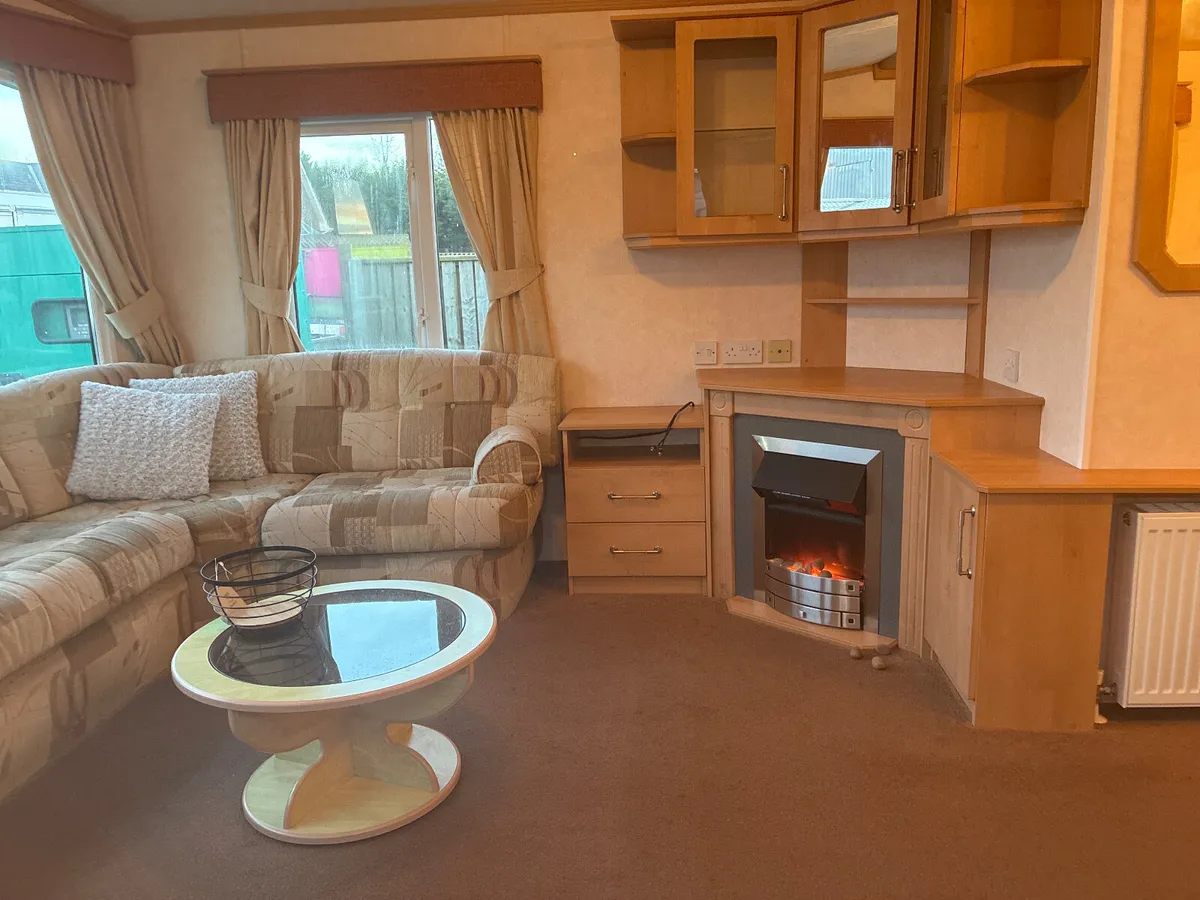 BEAUTIFUL HOME THAT TICKS ALL THE BOXES - Image 3