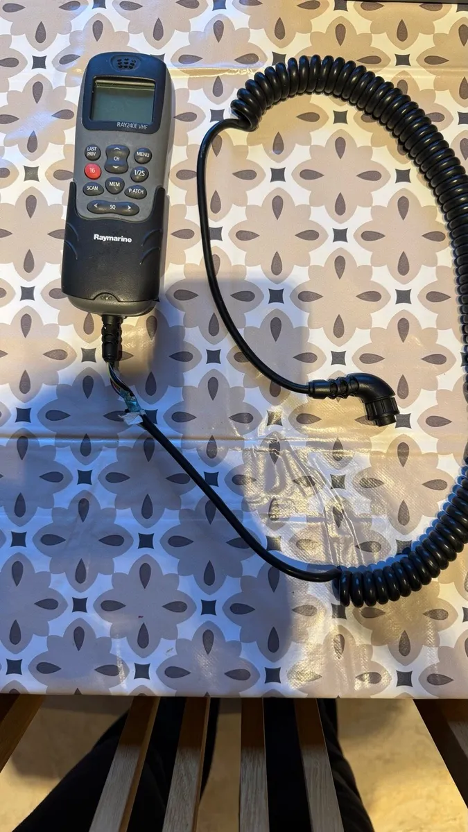 Raymarine ray 240 - Image 3