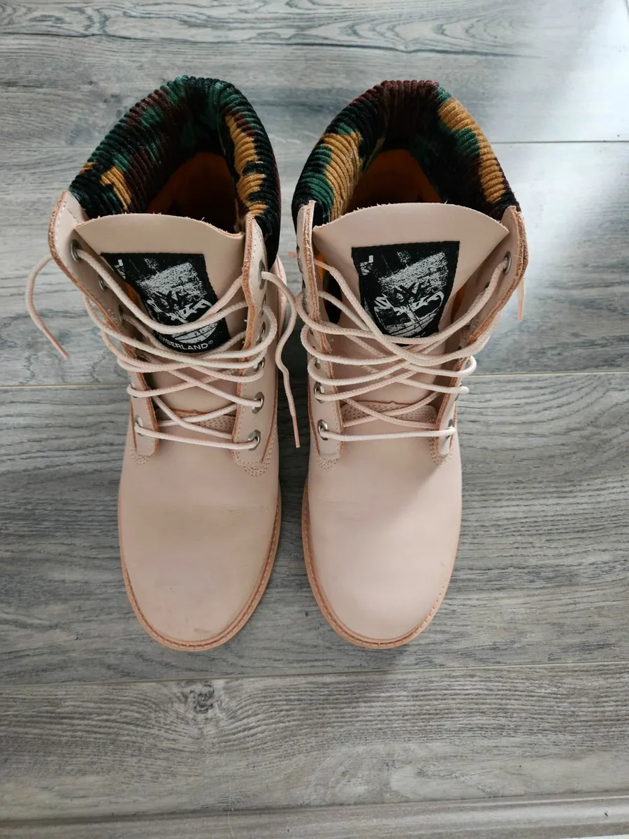 Timberland Heritage 6 IN Waterproof Women's Boot - Image 1