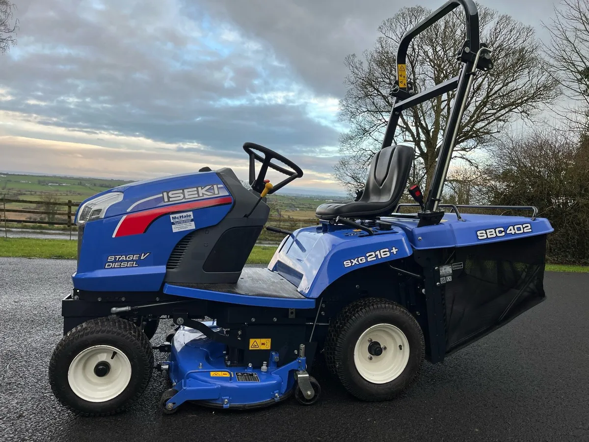 Ride on lawn mower - Image 2