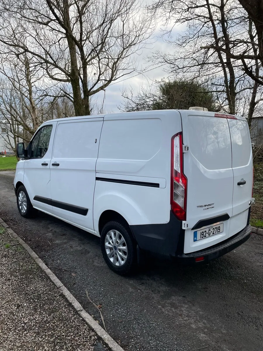 Ford Transit Custom 2019 - Image 3