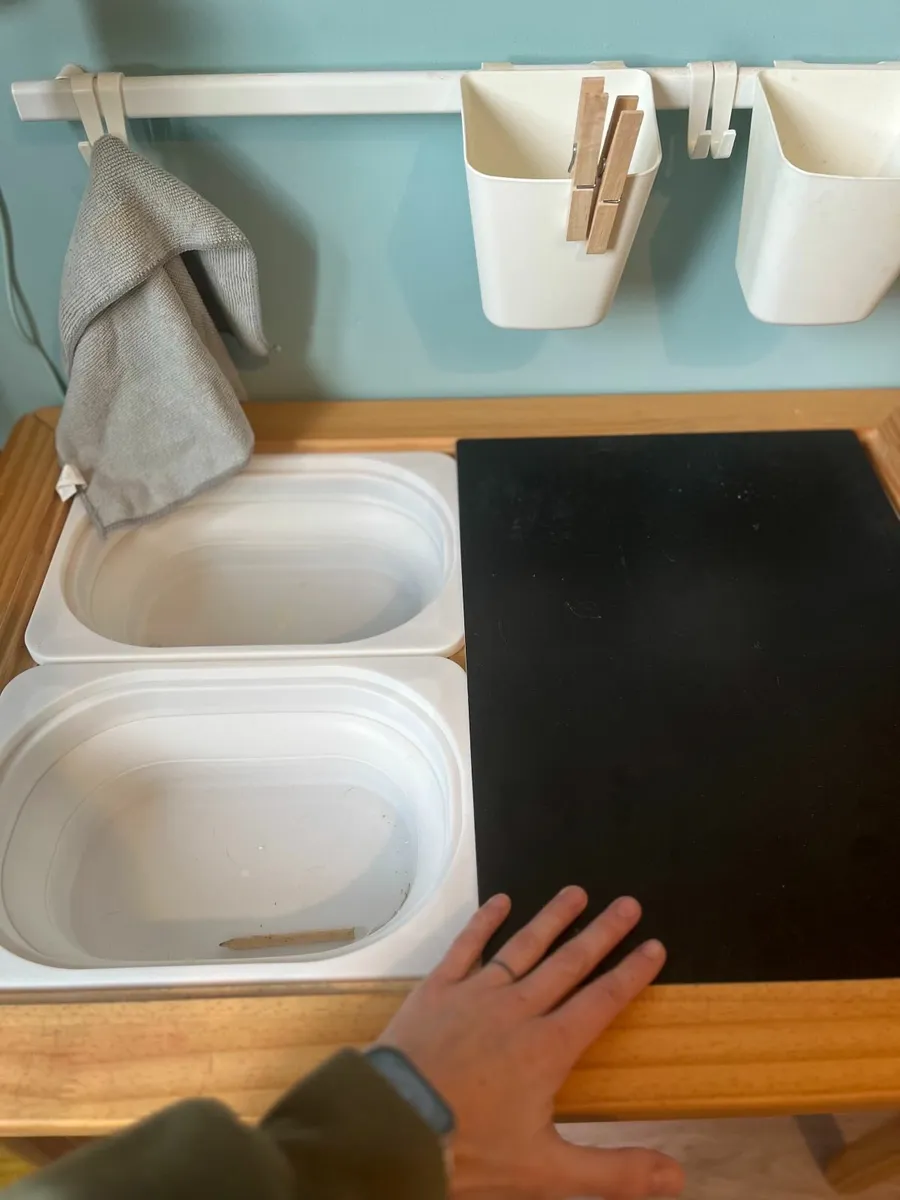 Kids Activity / Sensory Table - Image 4