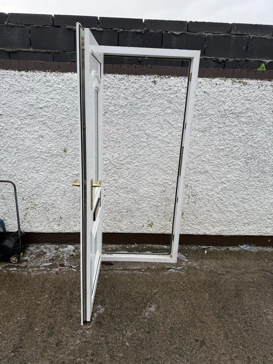 Pvc front door - Image 3