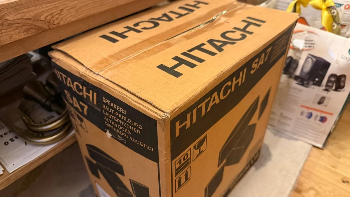 Hitachi SA7 - Image 1
