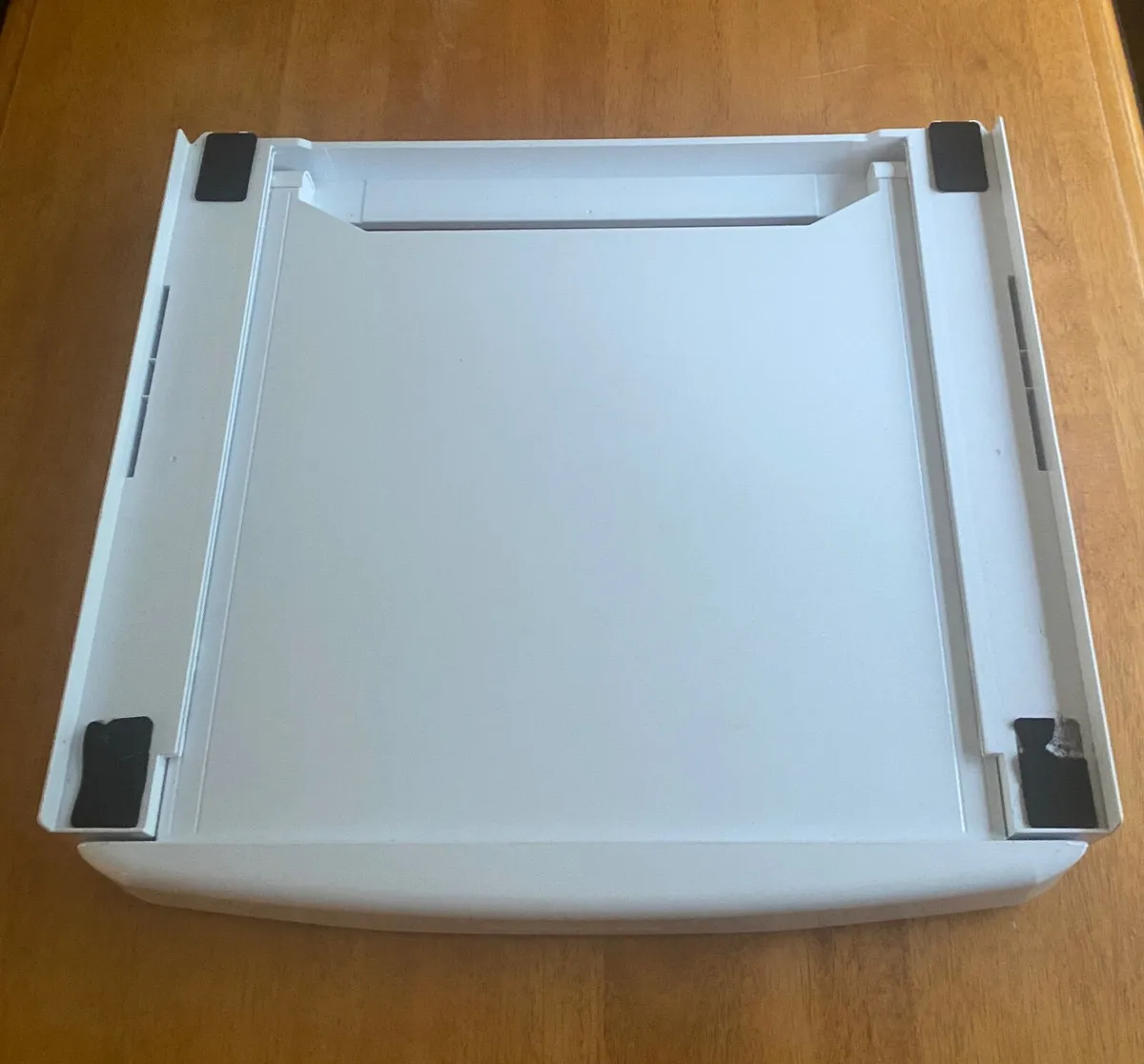 Washing machine/tumble dryer stacking kit - Image 1