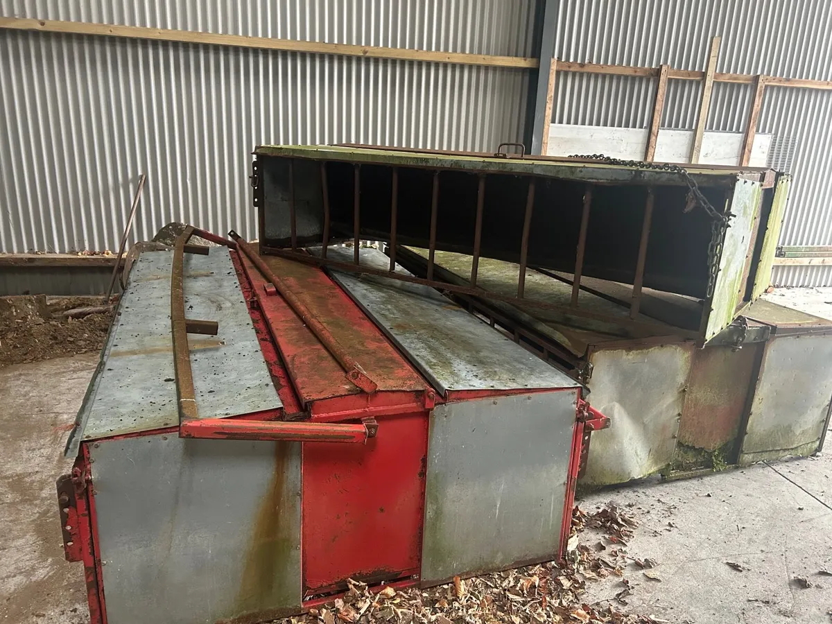 Lamb creep feeders - Image 1