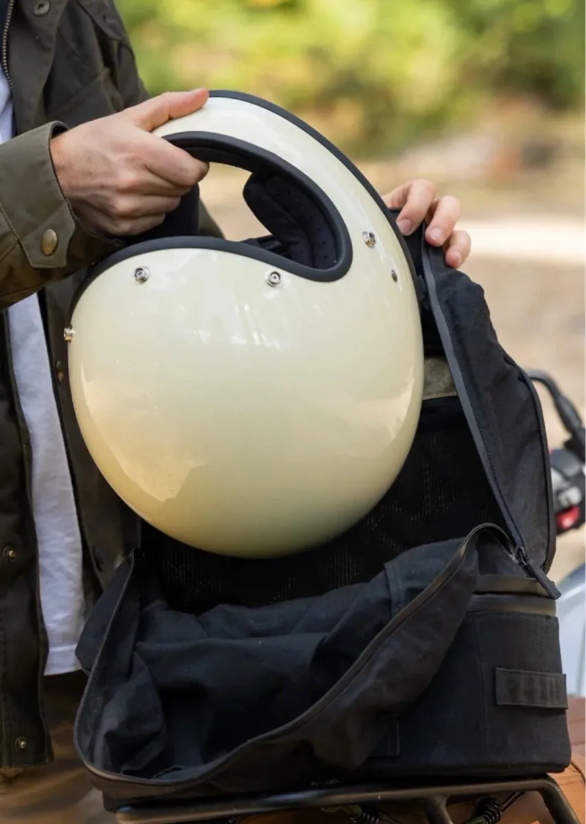 Motorcycle Tailpack/ Backpack - Image 1
