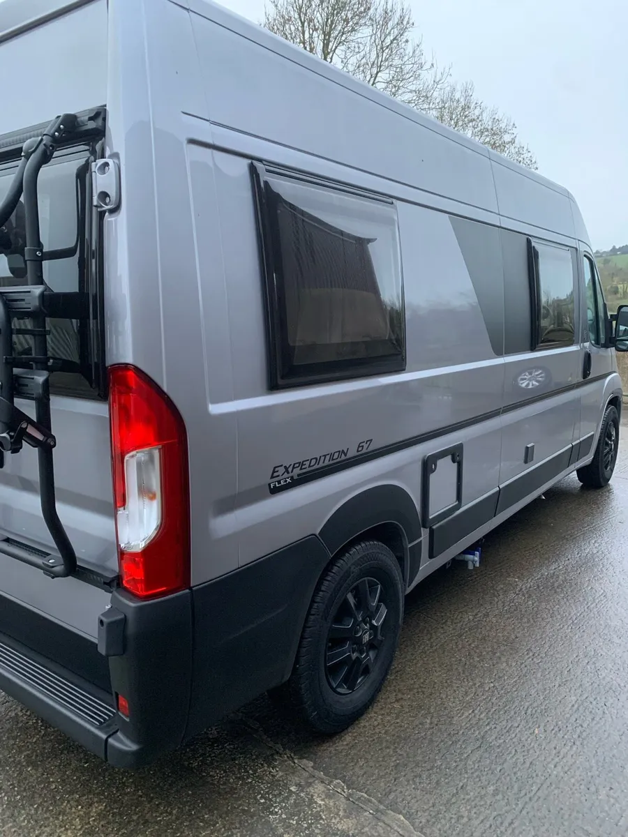 2025 (2026 model) Auto trail expedition 67 flex - Image 3