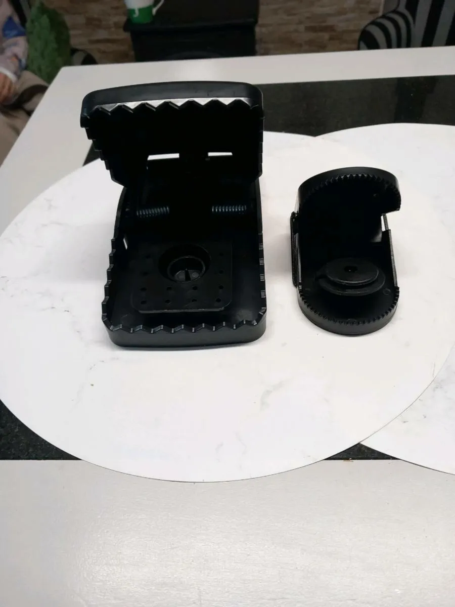 Rat traps - Image 3